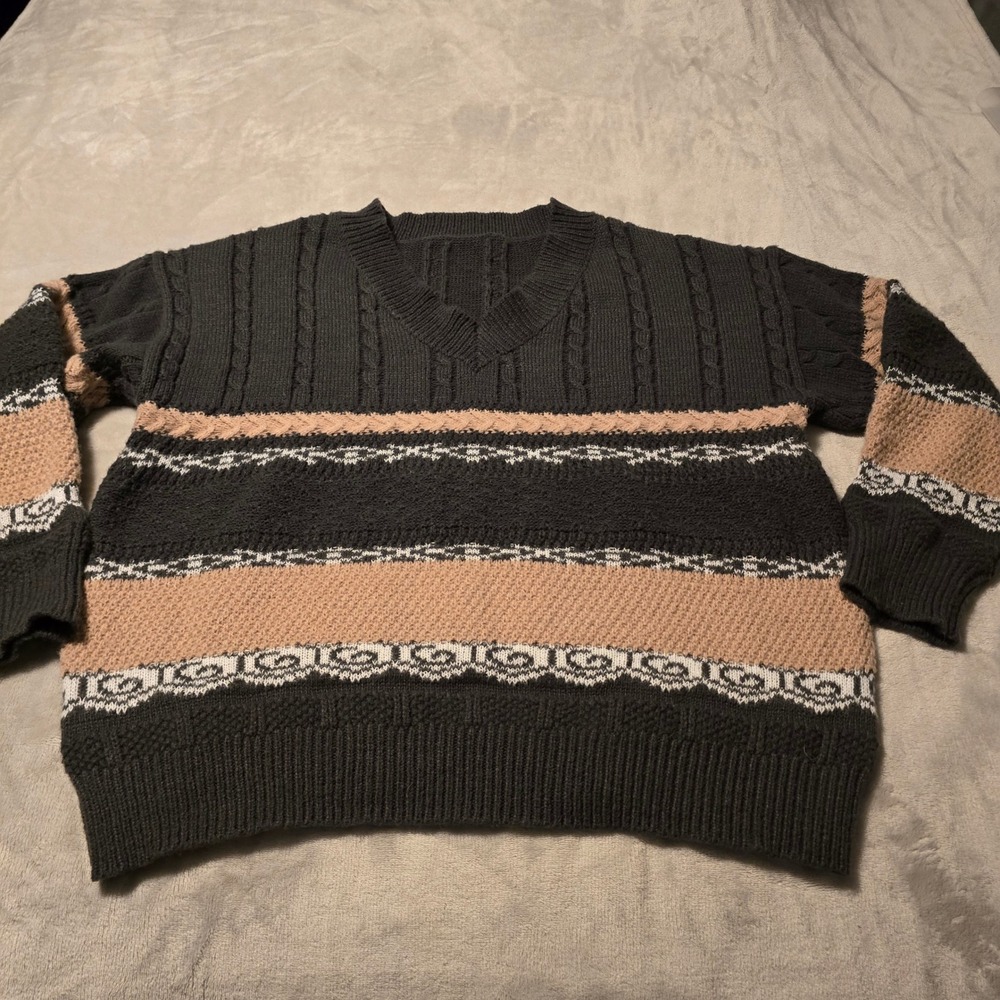 Vintage HandMade Chunky Cable Knit V Neck Sweater Geometric Striped(fits like L)